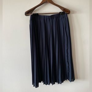 Cynthia Rowley dark academia navy pleated skirt